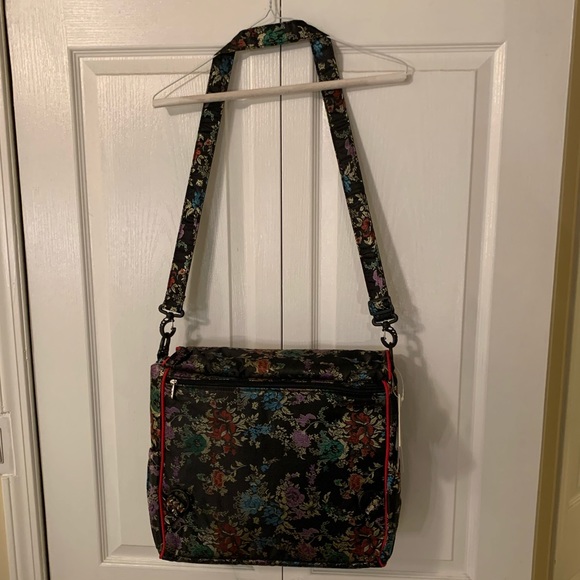 Kecci Mommy bag (Shanghai II) - Picture 8 of 8